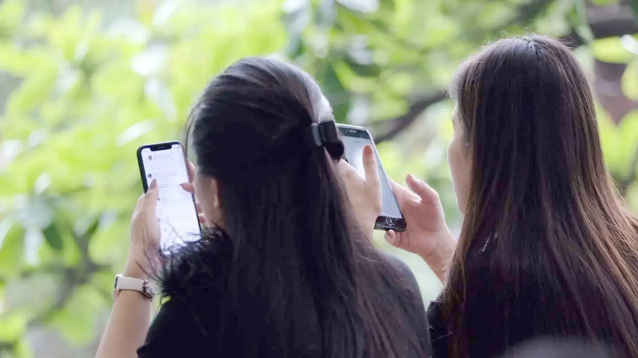 تأثير استخدام الهاتف على ظهور أعراض الدوار والغثيان وحالات الإرهاق المستمر